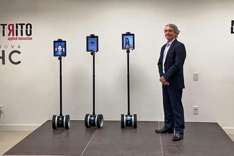 HC da USP recebe 5 robôs de telepresença para atender pacientes com Covid-19