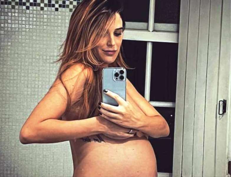 Rafa Brites posta foto na reta final da gravidez