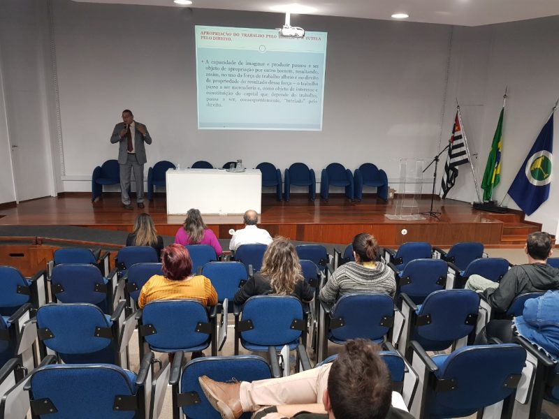 Presidente da OAB São Carlos aborda prevenção e identificação de assédio na gestão pública